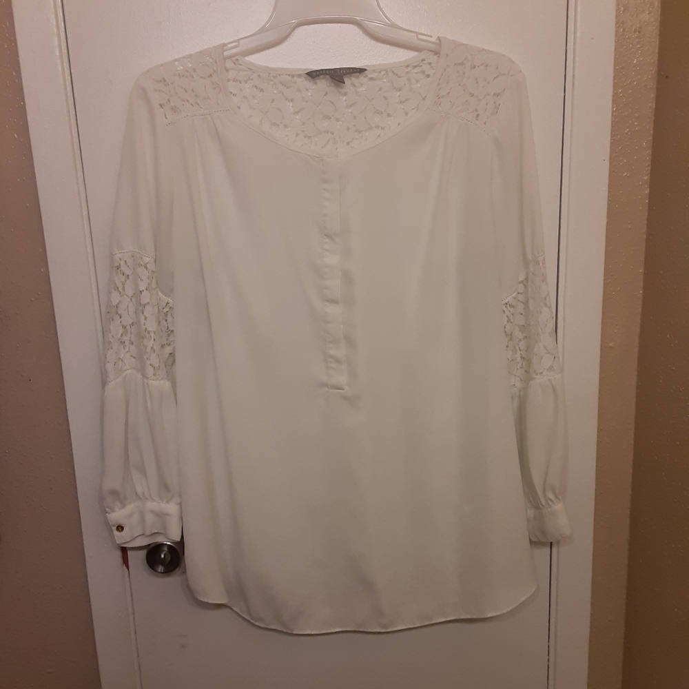WHITE SHIRT